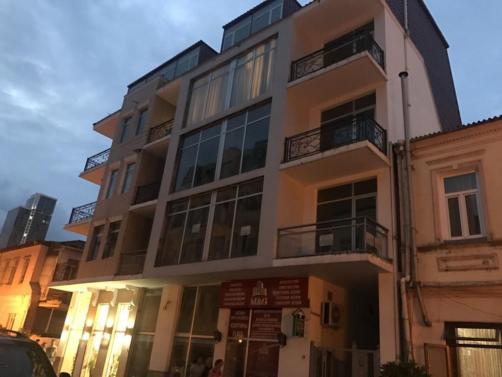 Piazza Apartment Batumi Exterior photo